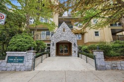 105-5556 14 Avenue Delta, BC V4M 4E7