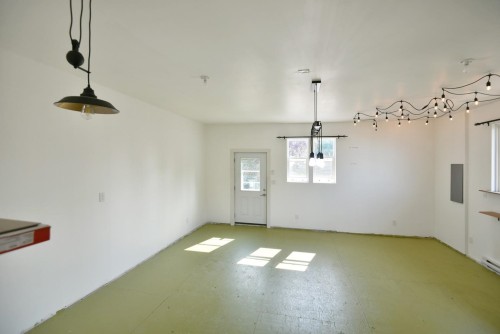 4871 Blueberry Place, Sechelt, BC - Indoor Photo Showing Other Room