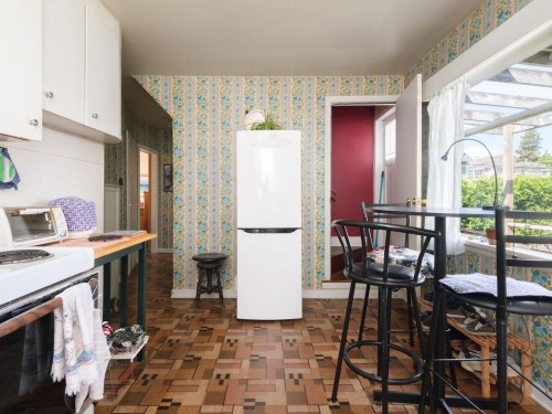 8510 Montcalm Street, Vancouver, BC - Indoor