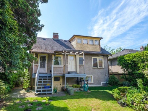 8510 Montcalm Street, Vancouver, BC - Outdoor