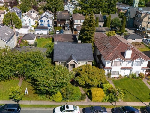 8510 Montcalm Street, Vancouver, BC - Outdoor