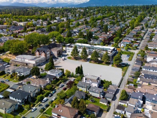 8510 Montcalm Street, Vancouver, BC - Outdoor With View