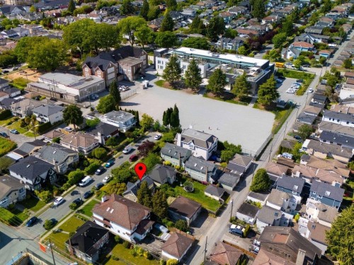 8510 Montcalm Street, Vancouver, BC - Outdoor With View