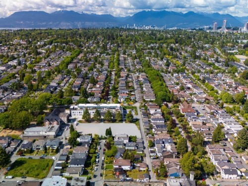 8510 Montcalm Street, Vancouver, BC - Outdoor With View
