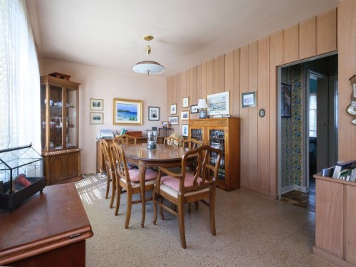 8510 Montcalm Street, Vancouver, BC - Indoor Photo Showing Dining Room