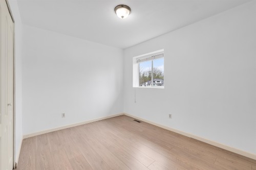 23003 Reid Avenue, Maple Ridge, BC - Indoor Photo Showing Other Room