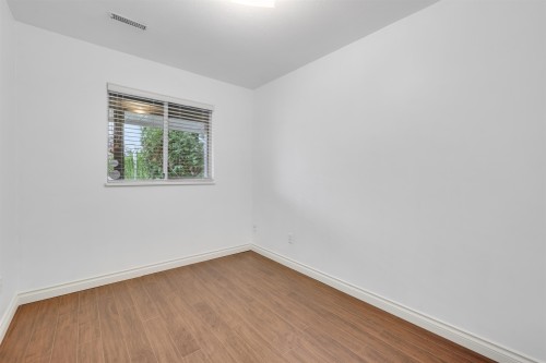 23003 Reid Avenue, Maple Ridge, BC - Indoor Photo Showing Other Room