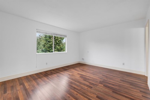 23003 Reid Avenue, Maple Ridge, BC - Indoor Photo Showing Other Room
