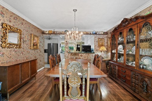 1454 Sowden Street, North Vancouver, BC - Indoor Photo Showing Dining Room