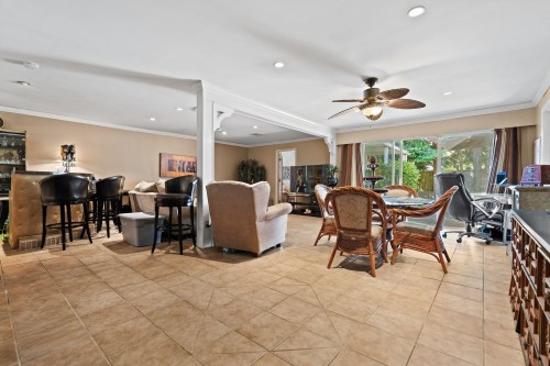 1454 Sowden Street, North Vancouver, BC - Indoor