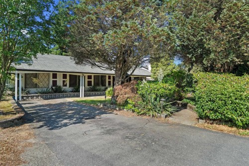 1454 Sowden Street, North Vancouver, BC - Outdoor