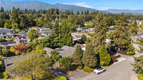 1454 Sowden Street, North Vancouver, BC - Outdoor With View