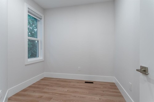 3409 Victoria Drive, Coquitlam, BC - Indoor Photo Showing Other Room