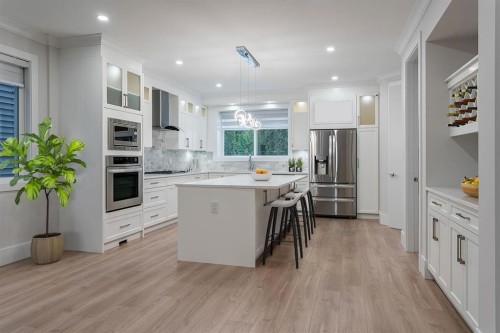 3409 Victoria Drive, Coquitlam, BC - Indoor Photo Showing Kitchen With Upgraded Kitchen