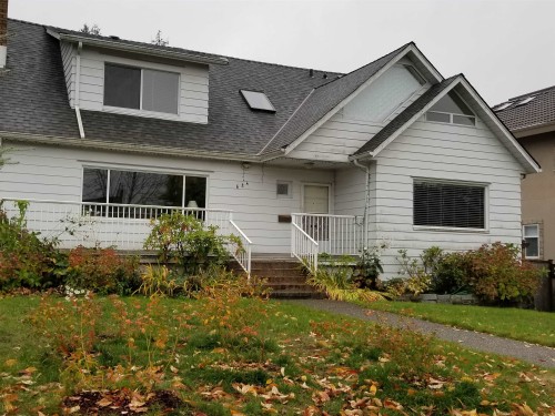 624 30Th Avenue W, Vancouver, BC - Outdoor With Exterior