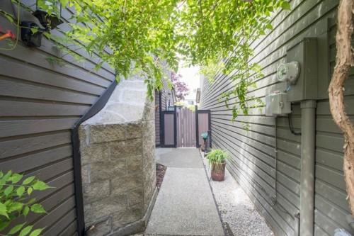 10831 Altona Place, Richmond, BC - Outdoor With Exterior