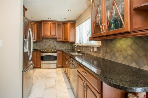 10831 Altona Place, Richmond, BC - Indoor Photo Showing Kitchen