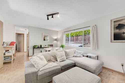 Back unit-8607 Selkirk Street , Vancouver, BC V6P 4J2 2