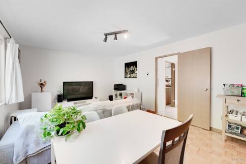 Back unit-8607 Selkirk Street , Vancouver, BC V6P 4J2 4