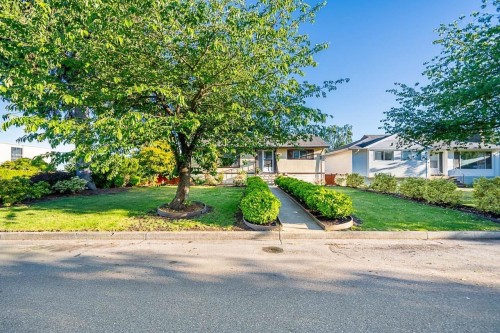 3796 Peter Street, Burnaby, BC - Outdoor
