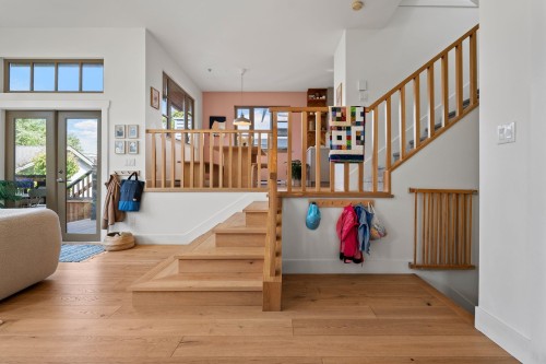 3261 2Nd Avenue W, Vancouver, BC - Indoor Photo Showing Other Room