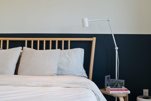 3261 2Nd Avenue W, Vancouver, BC - Indoor Photo Showing Bedroom