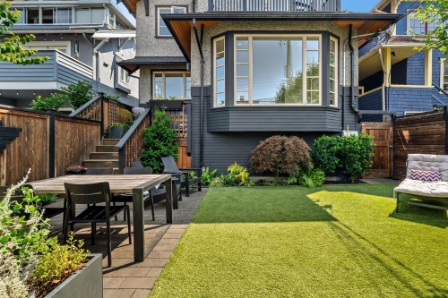 3261 2Nd Avenue W, Vancouver, BC - Outdoor With Deck Patio Veranda