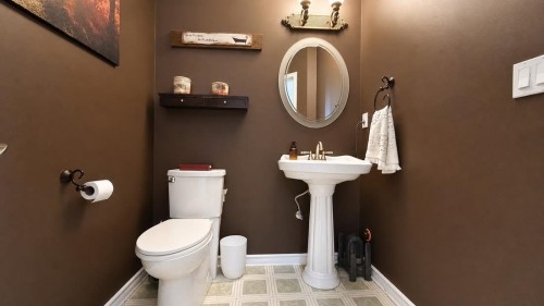 20516 124A Avenue, Maple Ridge, BC - Indoor Photo Showing Bathroom