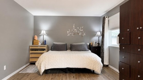 20516 124A Avenue, Maple Ridge, BC - Indoor Photo Showing Bedroom