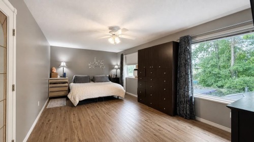 20516 124A Avenue, Maple Ridge, BC - Indoor Photo Showing Bedroom