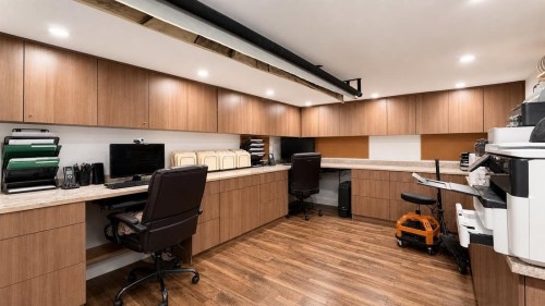 20516 124A Avenue, Maple Ridge, BC - Indoor Photo Showing Office