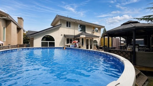 20516 124A Avenue, Maple Ridge, BC - Outdoor With Above Ground Pool