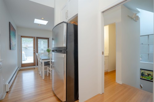1346 Laburnum Street, Vancouver, BC - Indoor