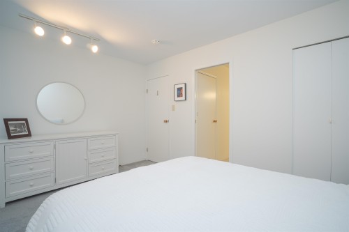 1346 Laburnum Street, Vancouver, BC - Indoor Photo Showing Bedroom