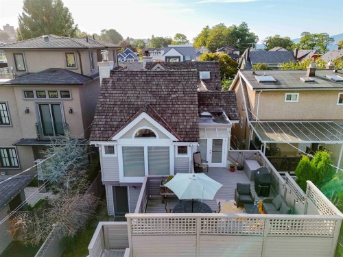 1346 Laburnum Street, Vancouver, BC - Outdoor