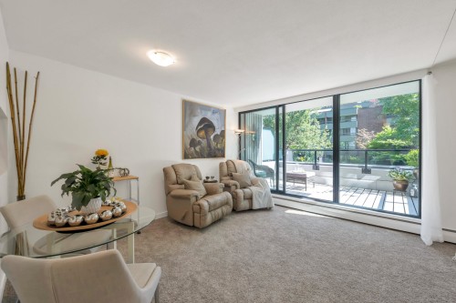 203-1330 Harwood Street  Vancouver, BC V6E 1S8