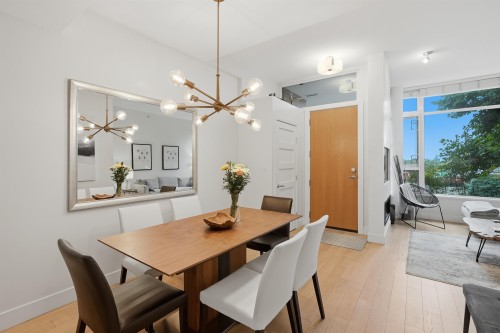 288 11Th Avenue E, Vancouver, BC 