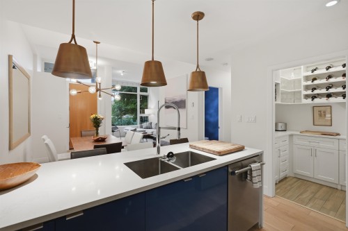 288 11Th Avenue E, Vancouver, BC 