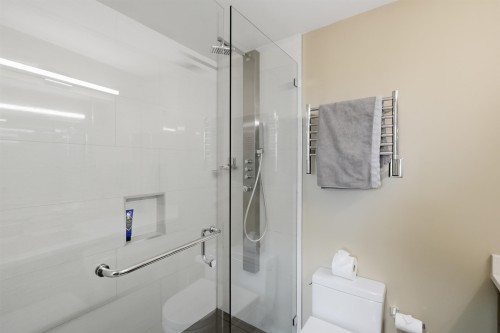 288 11Th Avenue E, Vancouver, BC 