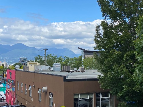 288 11Th Avenue E, Vancouver, BC 