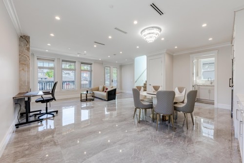 3559 48Th Avenue E, Vancouver, BC - Indoor Photo Showing Dining Room