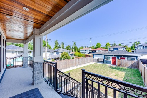 3559 48Th Avenue E, Vancouver, BC - Outdoor With Deck Patio Veranda With Exterior