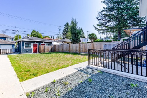 3559 48Th Avenue E, Vancouver, BC - Outdoor