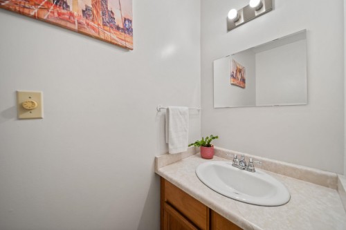 11791 229Th Street, Maple Ridge, BC - Indoor Photo Showing Bathroom