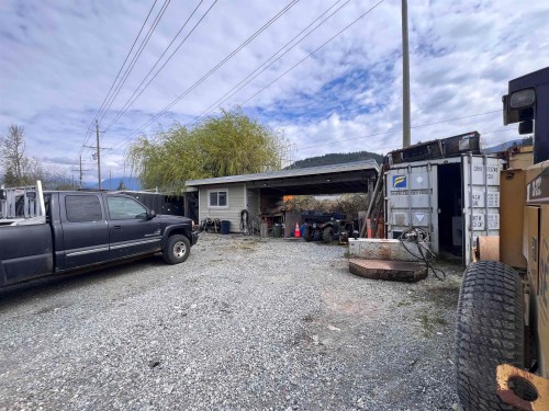 38940 Loggers Lane, Squamish, BC - Outdoor