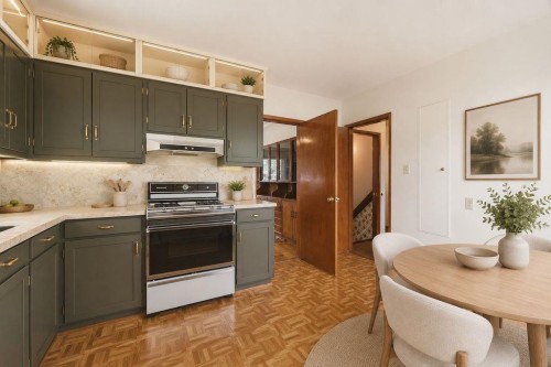 3126 Waverley Avenue, Vancouver, BC - Indoor Photo Showing Kitchen