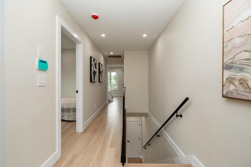 2826 Cheyenne Avenue, Vancouver, BC - Indoor Photo Showing Other Room