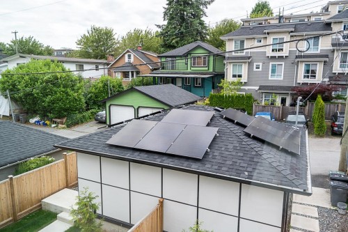 2826 Cheyenne Avenue, Vancouver, BC - Outdoor