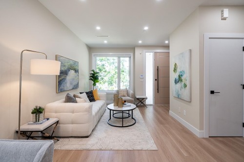 2826 Cheyenne Avenue, Vancouver, BC - Indoor