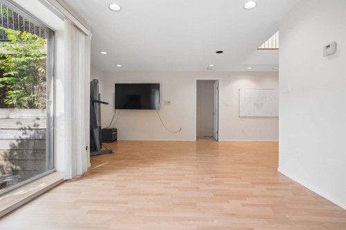 2986 37Th Avenue W, Vancouver, BC - Indoor Photo Showing Other Room